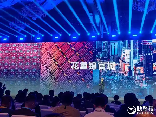 AI PC羽翼渐丰，七剑闯天山【新鲜出炉】