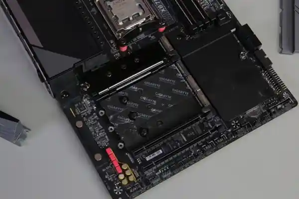 全新升级！体验超强性能，游戏高能锐龙7 9800X3D震撼登场