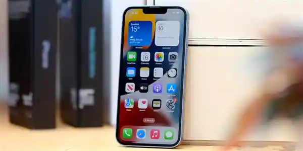 LG供货，iPhone SE 4前后双摄强劲相机