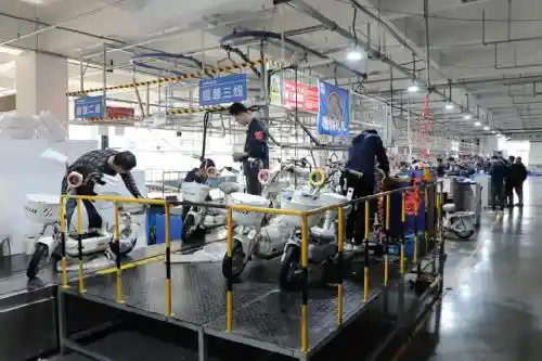 小刀电动车：质量领跑，以旧换新引爆出行新风尚