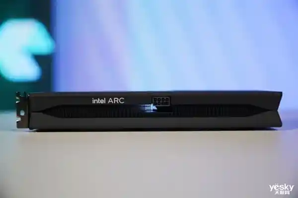 英特尔Arc B580 限量版：性能飙升，超越RTX 4060，2K游戏新宠