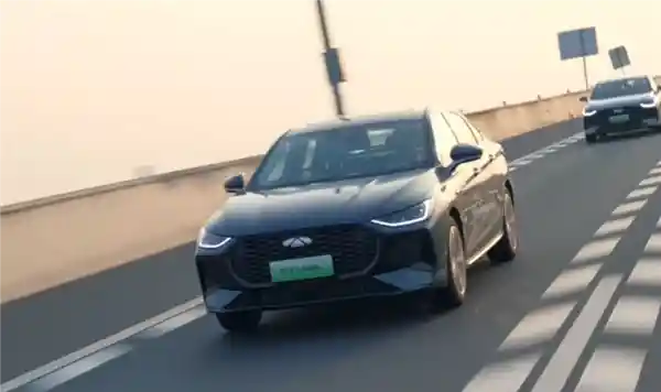 奇瑞C-DM 5.0混动首发：油电双动，续航达2369.9km