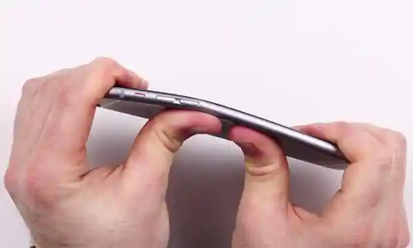 iPhone 17系列惊艳亮相：全新设计大换代，铝合金背板再度引领潮流