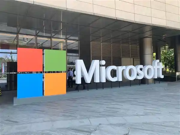 微软推出Copilot引发用户不满！Microsoft 365集成、订阅费再涨！