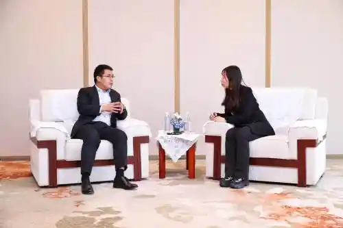 揭秘华为最新黑科技：车载光技术大揭秘