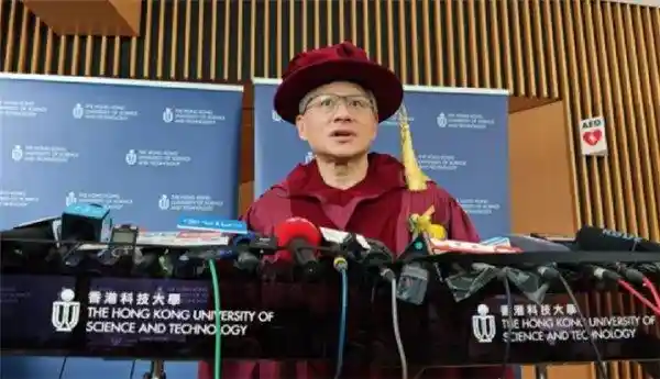 英伟达黄仁勋AI引领机器人革新，微美全息塑造机器人创新生态