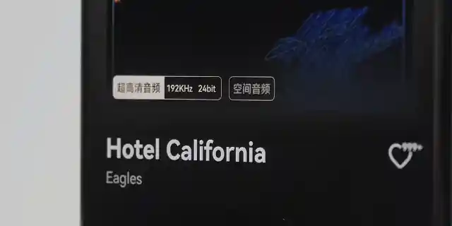 【揭秘：原生鸿蒙耳机惊艳亮相，颠覆你对鸿蒙的固有认知！】