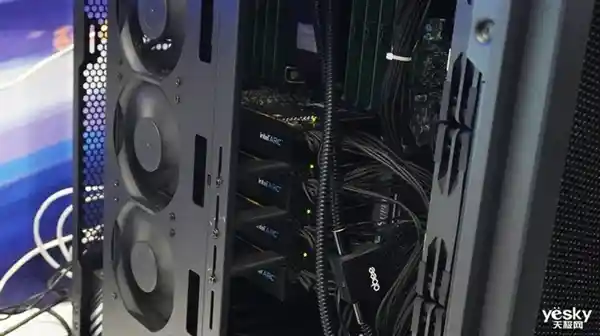 英特尔全新推出的AI PC加速技术，领跑行业创新