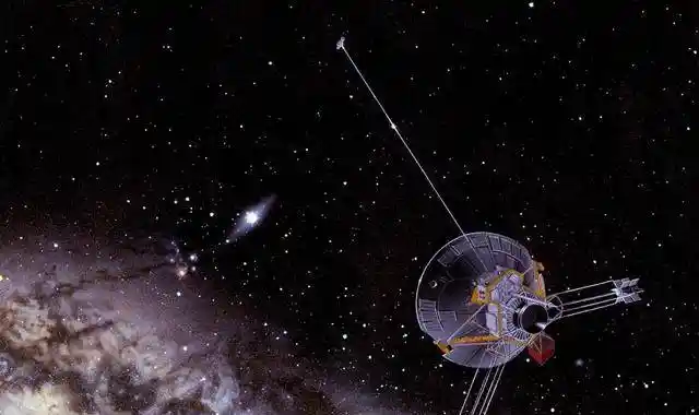 霍金警告：神秘电波背后隐藏的真相，外星人是否正式来访？