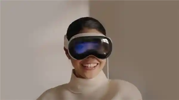 【苹果Vision Pro大动作！借助索尼VR控制器弥补战略短板】
