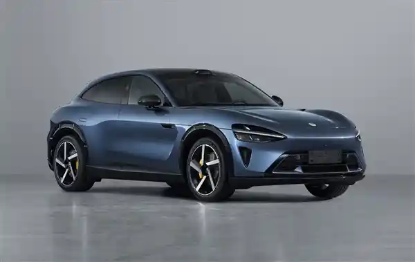 小米首款SUV YU7曝光：法拉利纯血马灵感设计