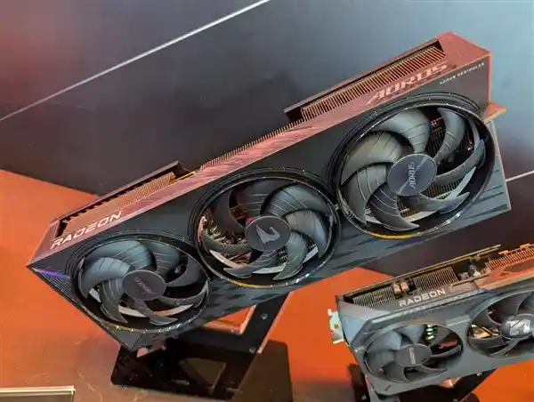 技嘉AMD RX 9070/XT显卡全新登场，火热预售中！