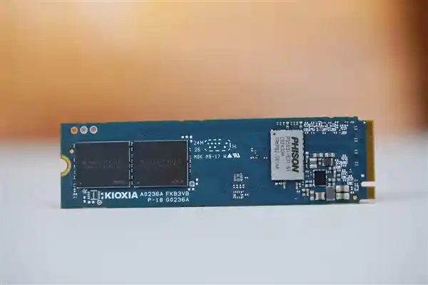 全新铠侠EXCERIA PLUS G4 1TB SSD震撼登场，极速传输率高达10000MB/s！