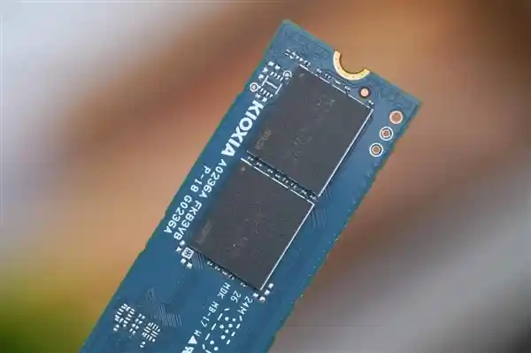 全新铠侠EXCERIA PLUS G4 1TB SSD震撼登场，极速传输率高达10000MB/s！
