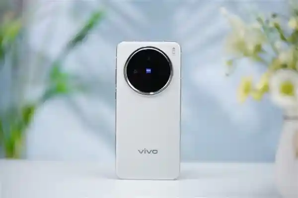 vivo X200S再升级：无线充、超声波指纹全面加入
