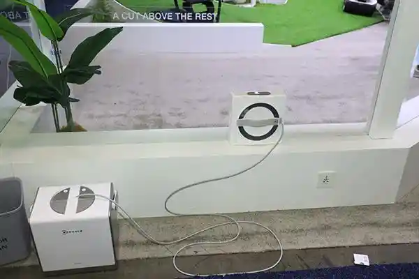科沃斯CES2025揭晓惊艳创新：智能滚筒活水洗地机器人助力家庭清洁