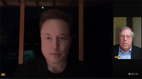 【独家】马斯克揭秘：去年AI训练已超越现实世界数据界限！