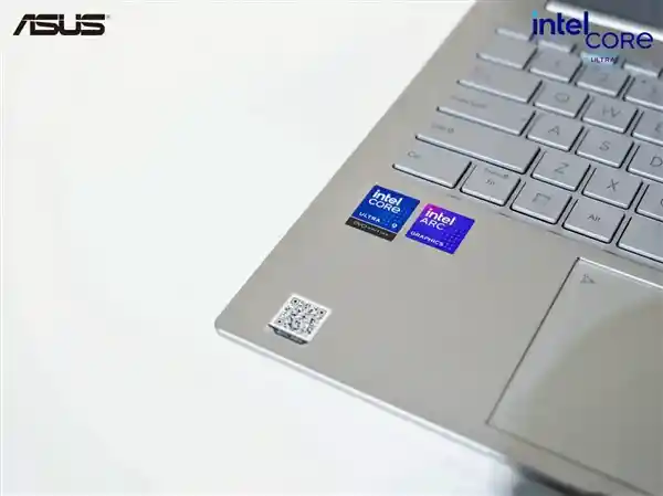华硕隆重推出灵耀景德镇新品：全新英特尔酷睿Ultra AI PC闪耀登场