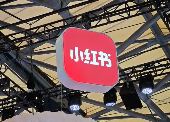 小红书霸占87国下载榜首！挑战TikTok平台统治地位