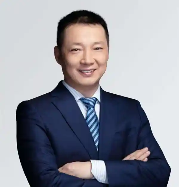 新标题：华为换帅，荣耀迈向全球化快车道