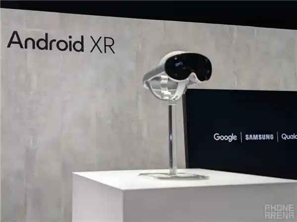 三星Project Moohan VR耳机亮相 安卓版Vision Pro带来全新虚拟现实体验
