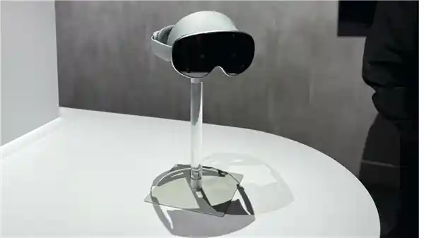 三星Project Moohan VR耳机亮相 安卓版Vision Pro带来全新虚拟现实体验