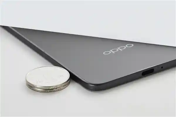 OPPO Find N5：折叠屏领域的创新巅峰！开机动画惊艳亮相