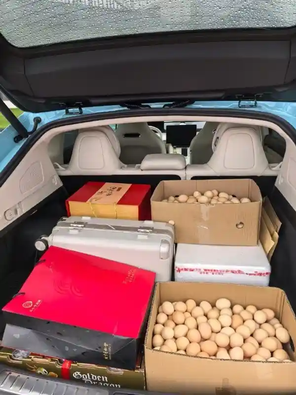 余承东智驾1000多公里，两箱鸡蛋裸装却完好无损