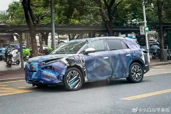 豪华升级！比亚迪唐L内饰曝光：二排独立座椅令豪华感倍增！