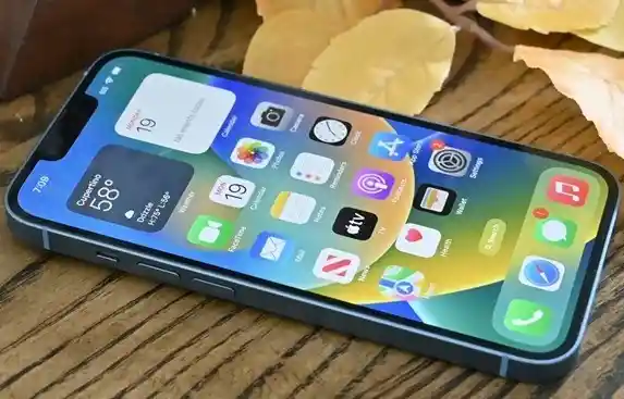 苹果iPhone 16E震撼发布：首次印度制造，性价比超高！