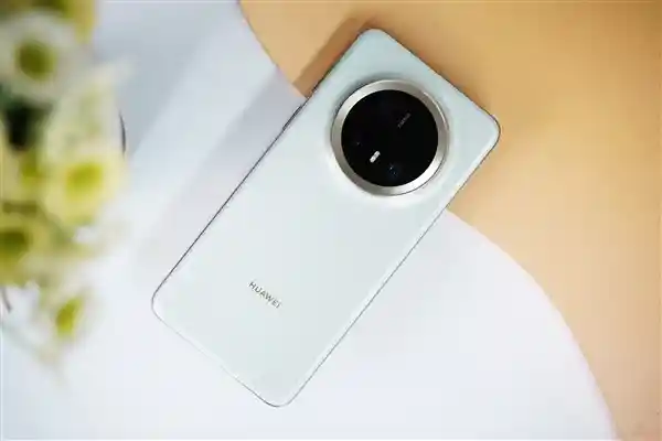 华为Mate 70 Pro+预售倒计时！预售价8499元，全新旗舰即将登场！
